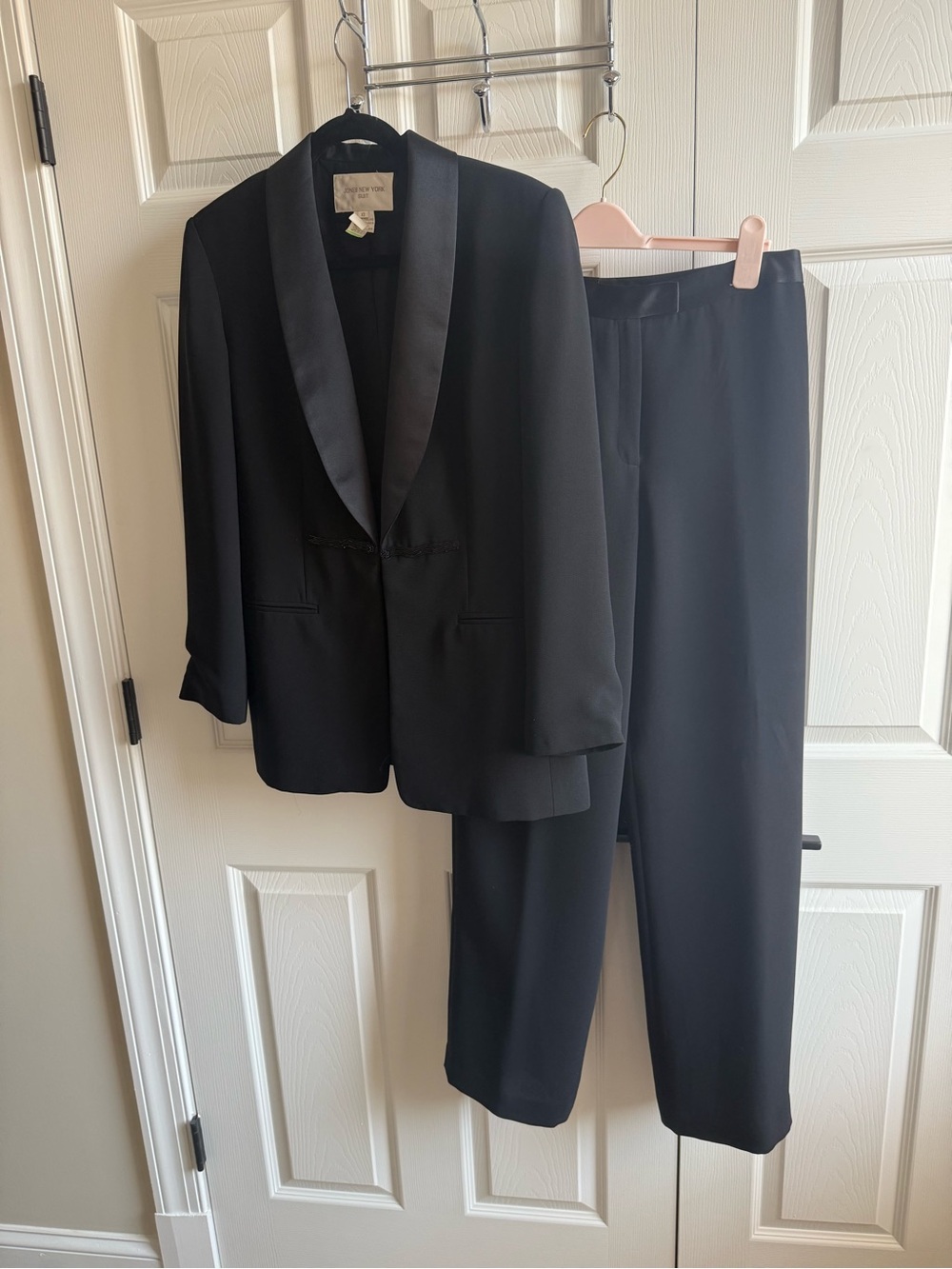 Jones New York Black Satin Lapel Tuxedo Jacket & Pants